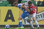 Utkání Fotbalové národní ligy mezi FK Pardubice (v červenobílém) a FK Ústí na Labem.