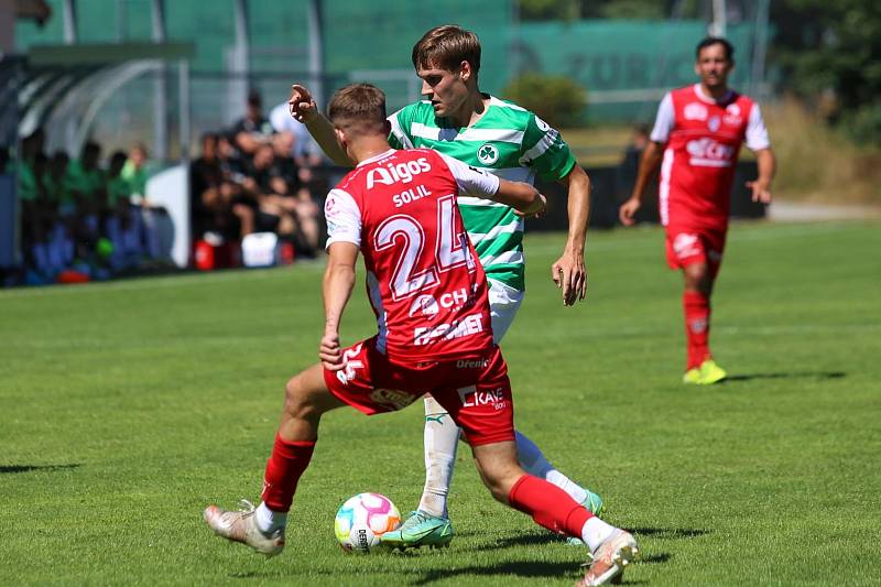 Fürth vs. FK Pardubice.