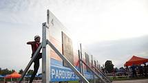 V pátek 26. srpna bylo slavnostně zahájeno Mistrovství ČR profesionálních a dobrovolných hasičů v požárním sportu na Městském atletickém stadionu v Pardubicích.