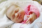 Sabina Kosinová se narodila 31. března v 6:30 hodin. Měřila 49 centimetrů a vážila 3530 gramů. Maminku Lenku u porodu podpořil tatínek Petr a rodina je z Pardubic.
