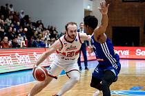 Pardubičtí basketbalisté se budou chtít nastartovat k lepším zítřkům proti Kolínu.