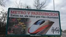 Plán pardubického metra se v roce 2019 dokonce objevil i na na jednom billboardu