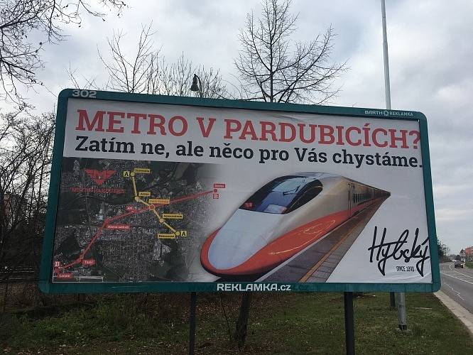 Plán pardubického metra se v roce 2019 dokonce objevil i na na jednom billboardu