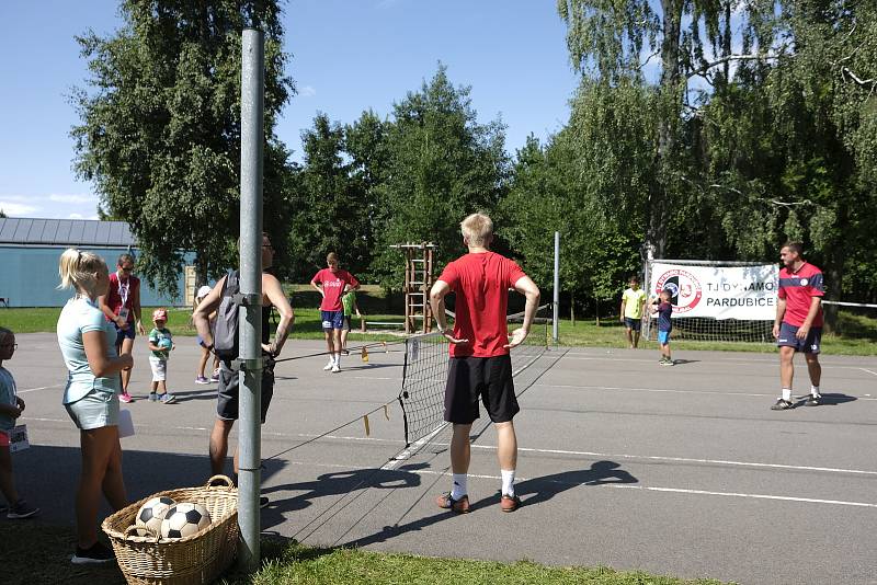 Ve Sportovním parku Pardubice to žije. Na návštěvníky čekají desítky sportů.