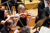 Filharmoniky čekal před dovolenou zájezd do Německa