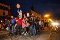 Pardubice ožijí podzimními slavnostmi. V sobotu večer vyjde z Pernštýnského náměstí lampionový průvod.