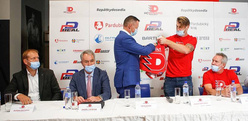 Předsezóní tisková konference týmu HC Dynamo Pardubice.