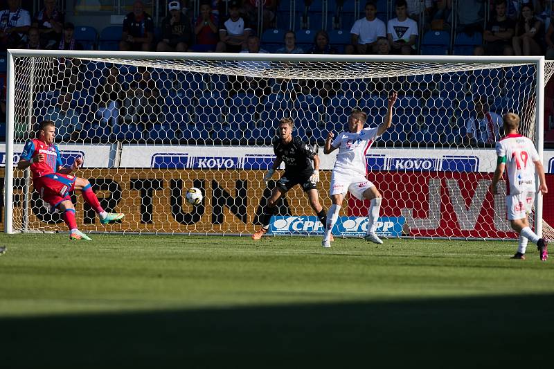 FC Viktoria Plzeň vs. FK Pardubice.