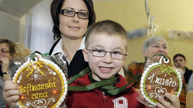 Slavnostní vyhlášení druhém ročníku výtvarné soutěže Zdravá a nemocná příroda Pardubického kraje.