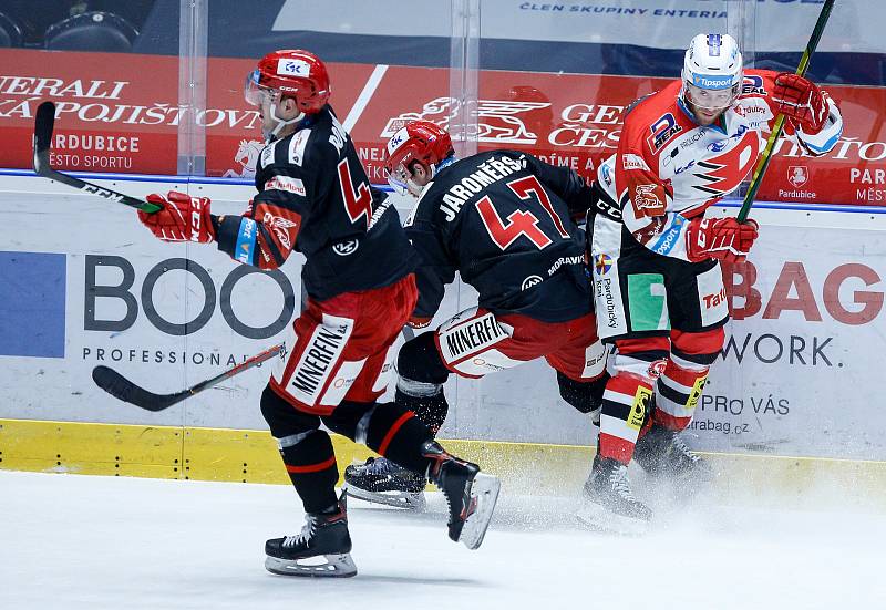 Hokejová extraliga: HC Dynamo Pardubice - HC Oceláři Třinec.