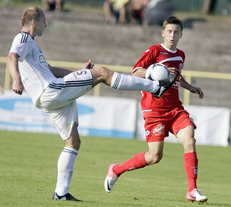 První zápas v druhé lize Pardubicím nevyšel. V Karviné prohrály 1:0