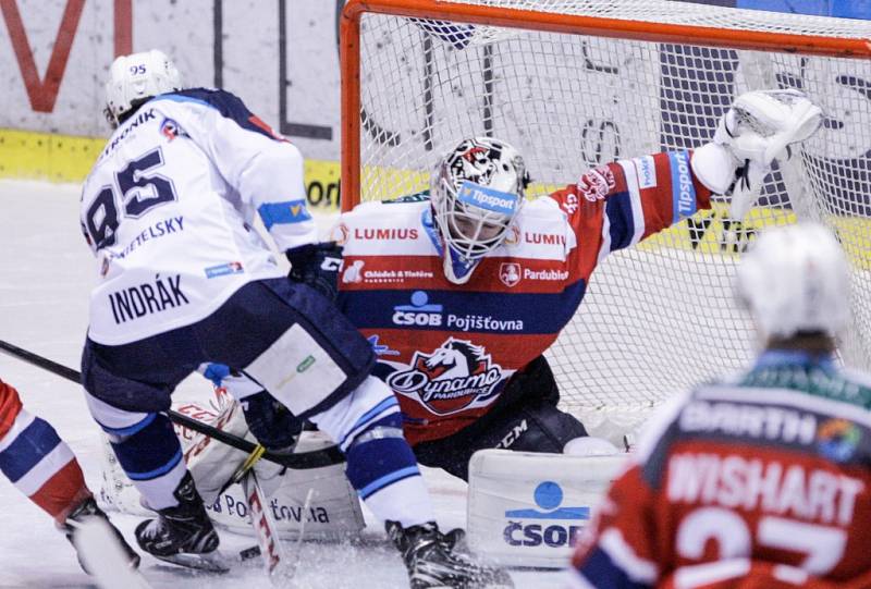 Hokejová extraliga: HC Dynamo Pardubice - HC Škoda Plzeň.