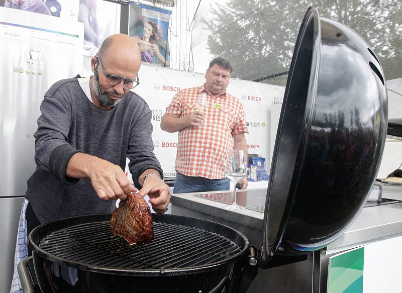 Gurmánský Bosh Fresh Festival na pardubickém dostihovém závodišti.