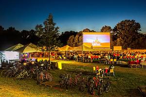 Letní kino v Pardubicích začíná sezonu v pátek a promítat bude každý prázdninový večer.