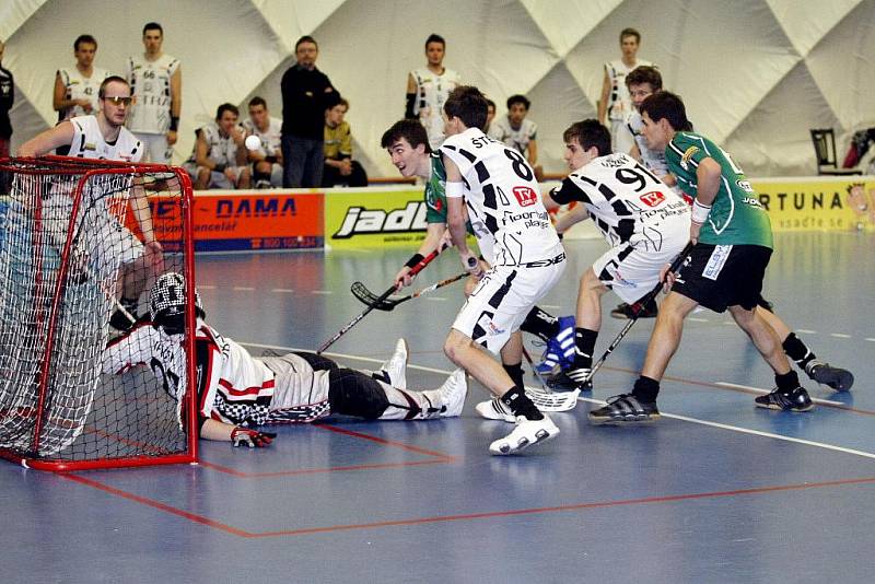 M&M reality Sokol Pardubice – GE-TRA Floorball club Liberec 2:5