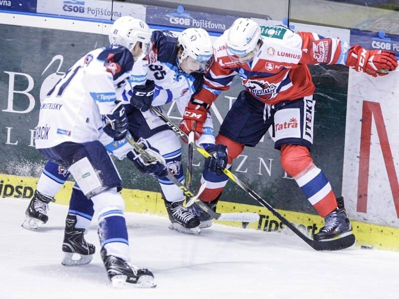 Hokejová extraliga: HC Dynamo Pardubice - HC Škoda Plzeň.