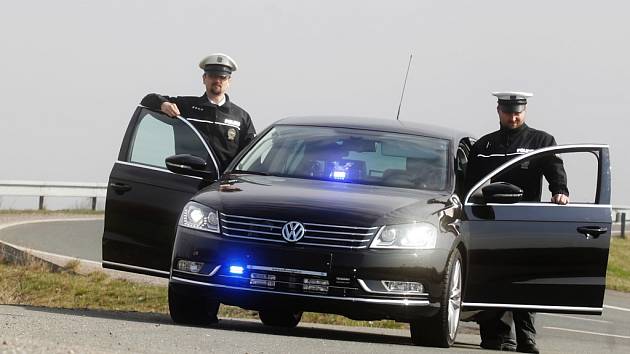 Krajské družstvo pardubické dopravní policie má novou posilu. Speciál VW Passat.