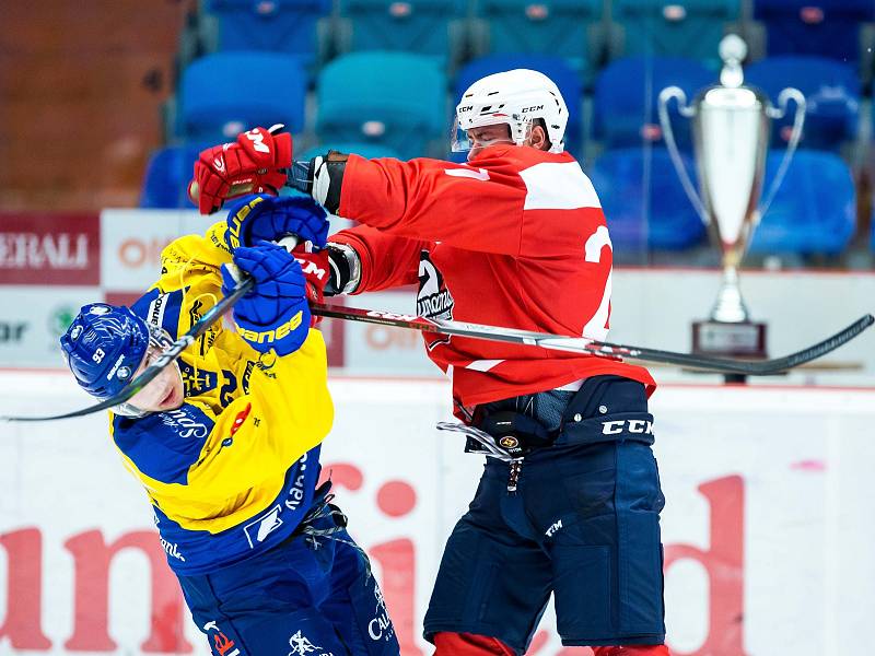 Hokejový Mountfield Cup: HC Dynamo Pardubice - HC Davos.