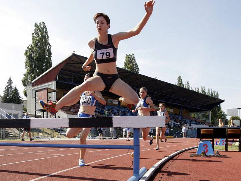 MČR atletiky družstev na pardubickém letním stadionu