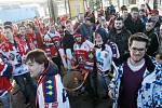 Odjezd fanoušků Dynama Pardubice na derby s Hradcem Králové.