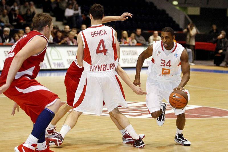 ČEZ Basketball Nymburk – Crvena Zvezda Bělěhrad 60:65