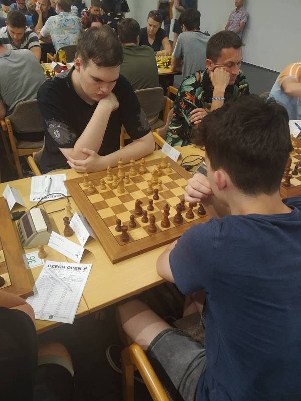 Festival her a šachu Czech Open byl zakončen velmistrovským turnajem, který ovládl německý hráč Alexander Donchenko.