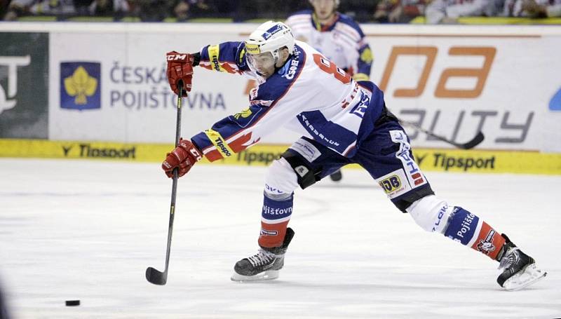 HC ČSOB Pojišťovna Pardubice - Bílí tygři Liberec 4:1