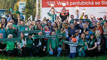 Vítězem 129. Velké pardubické se Slavia pojišťovnou na pardubickém dostihovém závodišti se stal Theophilos s Josefem Bartošem.