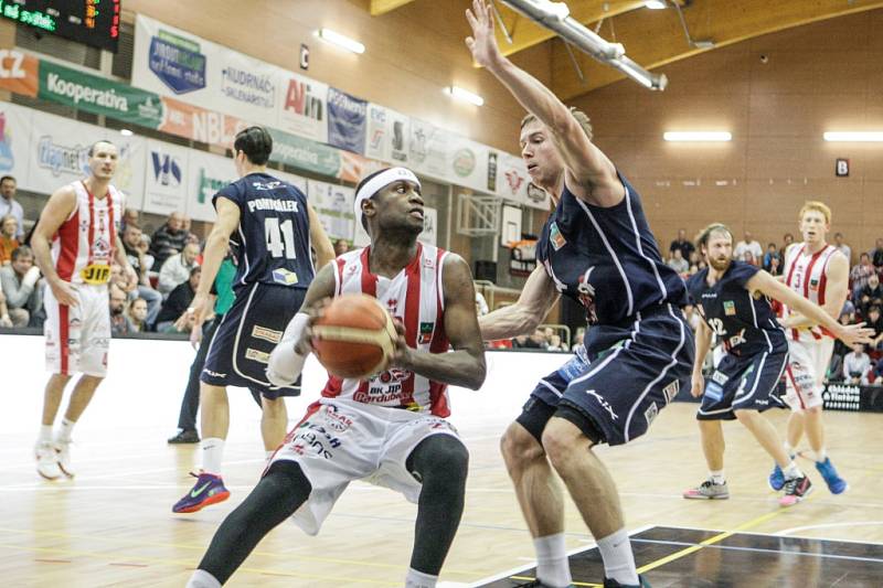 BK JIP Pardubice - BK Armex Děčín 65:67