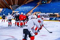 Pardubičtí hokejisté ladili dnes ráno formu na Kanadu.