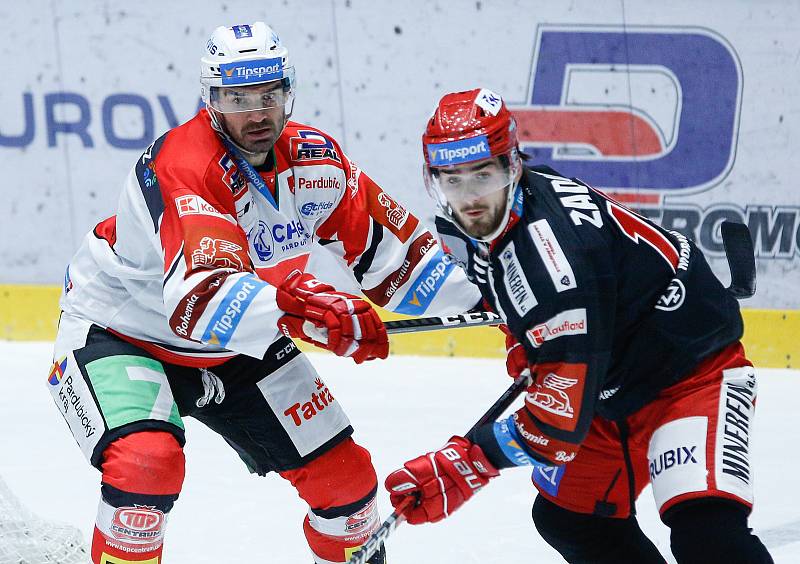 Hokejová extraliga: HC Dynamo Pardubice - HC Oceláři Třinec.