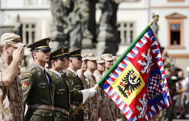 Vojáci 1. kontingentu Armády České republiky se vrátili z Afghanistánu 