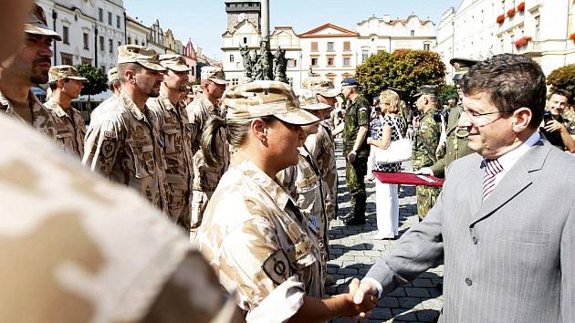 Vojáci 1. kontingentu Armády České republiky se vrátili z Afghanistánu 