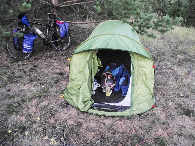 Cesta Jana Kováře Ruskem a Mongolskem 2015. Jak se žije na cestách - skromně.