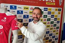 Sportovní ředitel FK Pardubice Vít Zavřel komentuje důvody, proč vedení muselo přistoupit ke zdražení permanentek