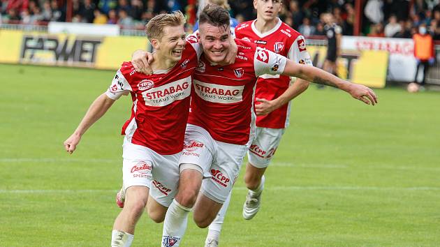 Fotbalová FORTUNA:NÁRODNÍ LIGA: FK Pardubice - FK Slavoj Vyšehrad.