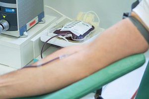 Podpora dárcovství krve je jednou z důležitých činností Českého červeného kříže.