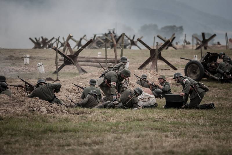 Cihelna 2016. Ukázky bojů druhé světové války.