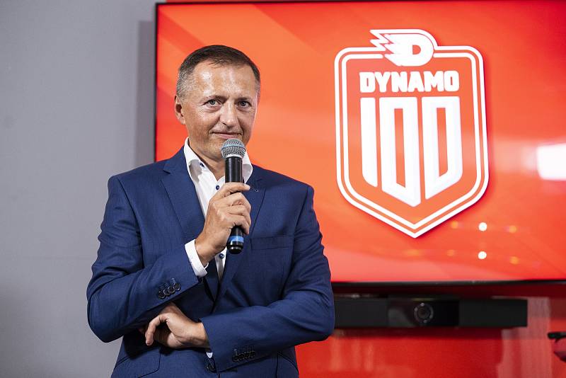 Hokejový klub HC Dynamo Pardubice slaví 100 let