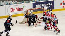 Pardubičtí hokejisté vyhráli i třetí utkání a přes Karlovy Vary prosvištěli do čtvrtfinále