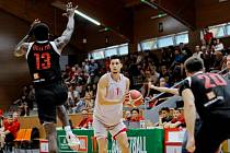 Pardubičtí basketbalisté v přípravném domácím zápase nestačili na Nymburk.