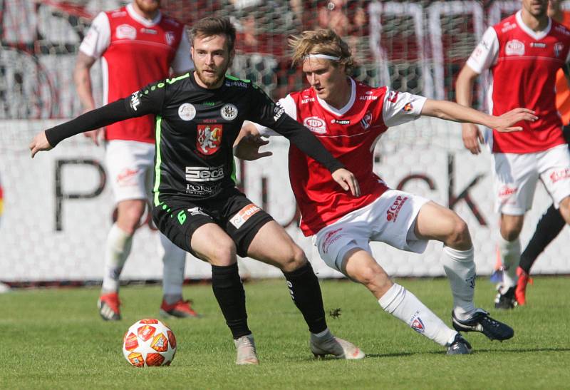 Fotbalová FORTUNA:NÁRODNÍ LIGA: FK Pardubice - FC Hradec Králové.