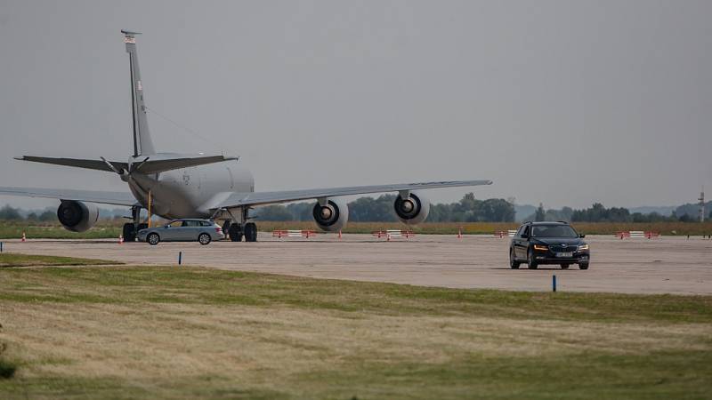 Do Pardubic přilétly dva americké tankovací letouny KC-135.