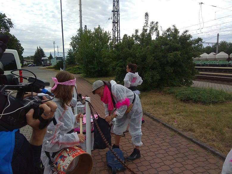 V Řečanech nad Labem se sešli aktivisté bojující proti elektrárně ve Chvaleticích