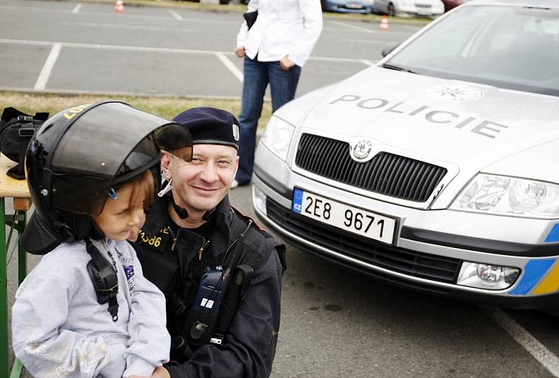 Záchranné složky předvedli své umění i vybavení