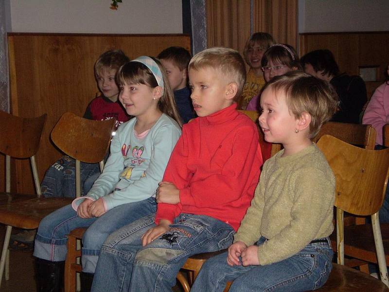 Hasiči z Vysoké pořádají i spoustu zábavných akcí pro děti