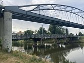 Další komplikace pro most kpt. Bartoše. Stavba přemostění se nejspíše zpozdí