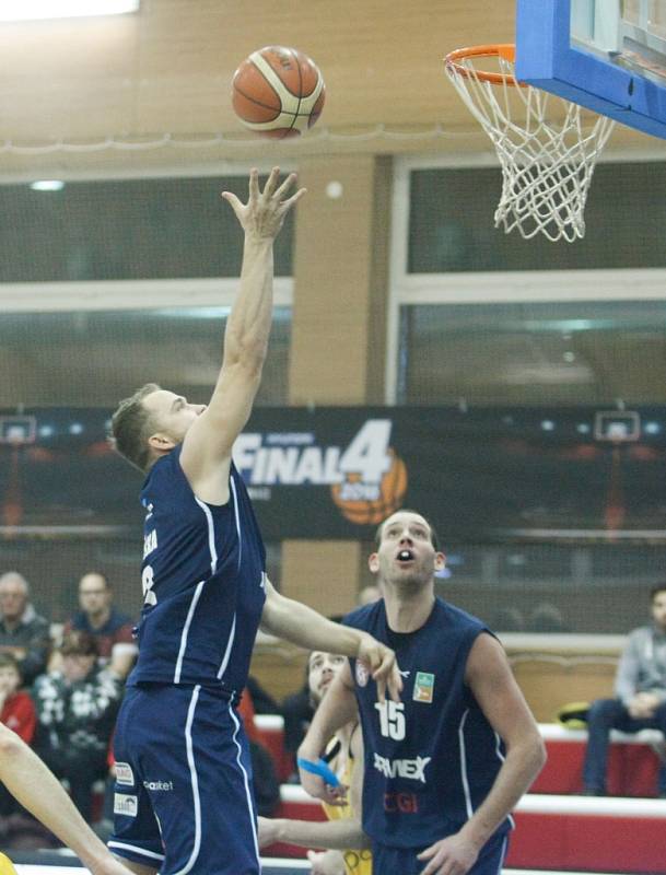 Final four Českého poháru. Děčín - Opava 76:66