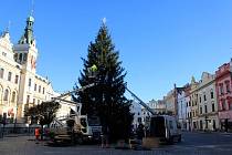 Z Pernštýnského náměstí zmizel vánoční strom