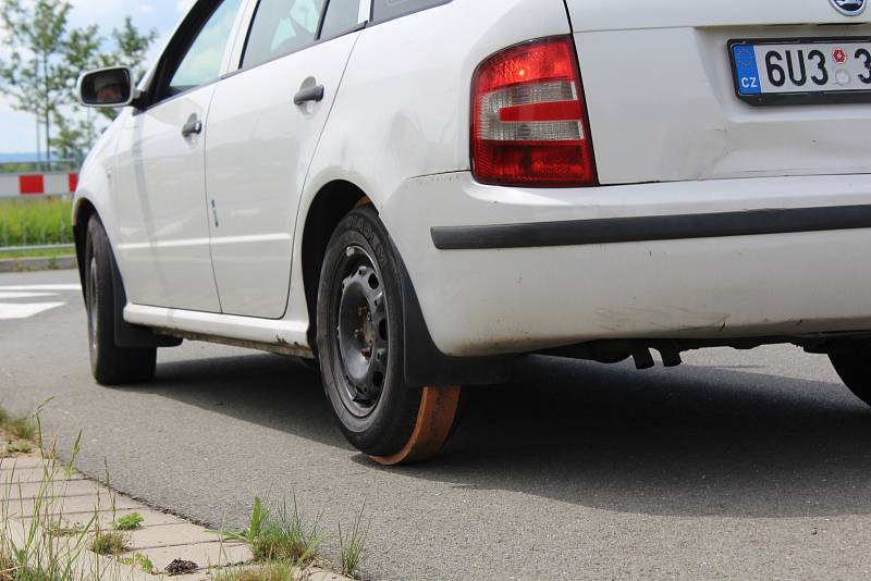 Ukaž, jak řídíš. Pardubičtí řidiči si vyzkoušeli to, co je v autoškole nenaučí